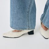 010HAS55-4781 Off White / M