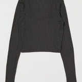 SCOOP NECK LONG SLEEVE TEE