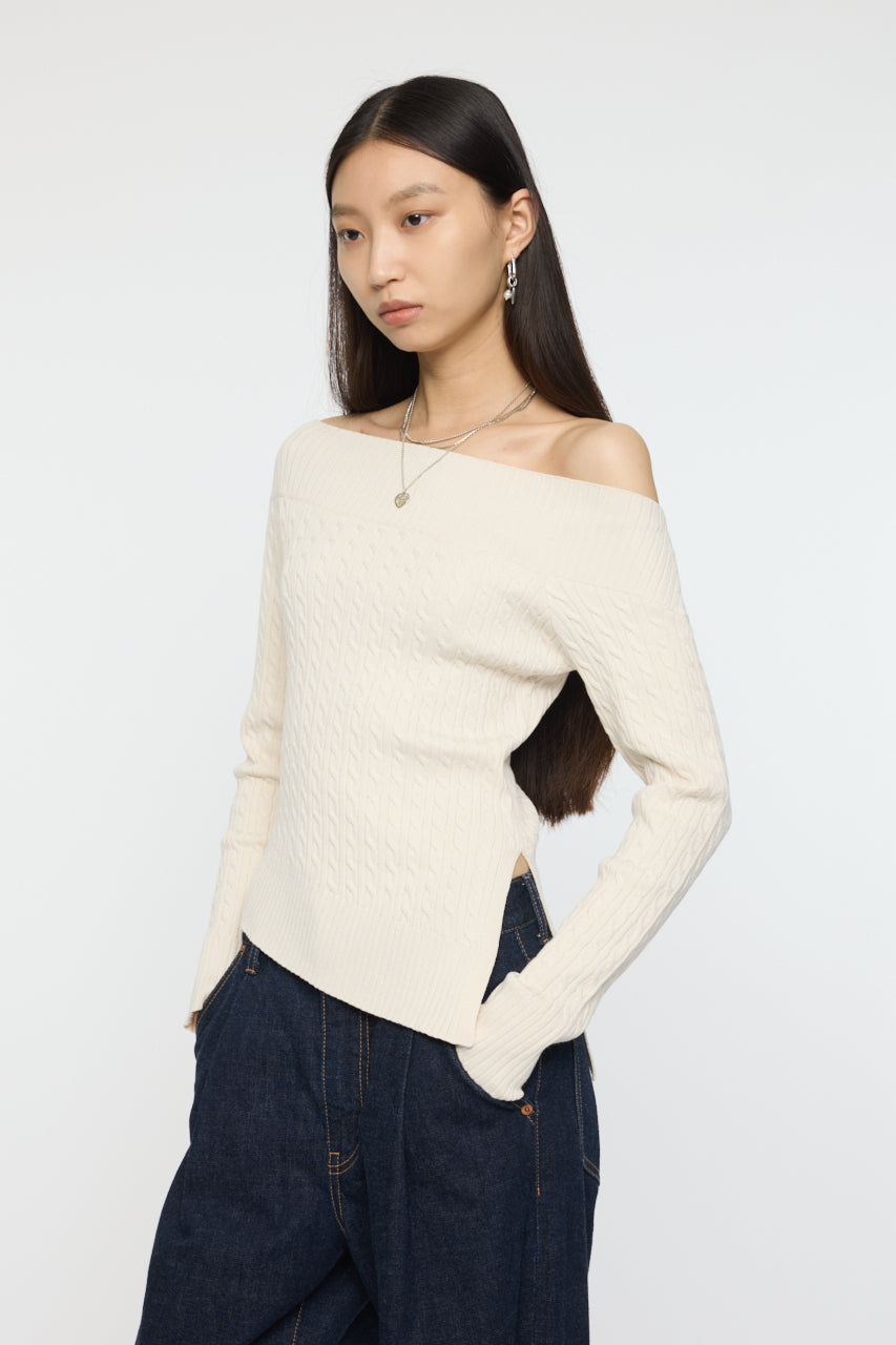 ASYMMETRY SHOULDER CABLE KNIT Off White / Free