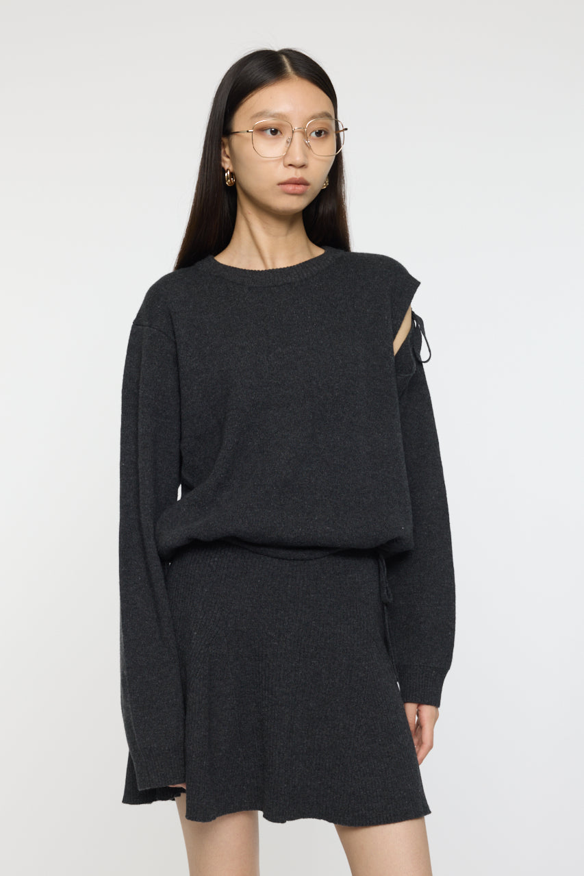 TIED RIBBON SWEATER & MINI SKIRT Charcoal / 1 (S)