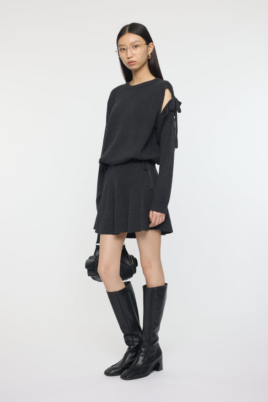 TIED RIBBON SWEATER & MINI SKIRT Charcoal / 1 (S)
