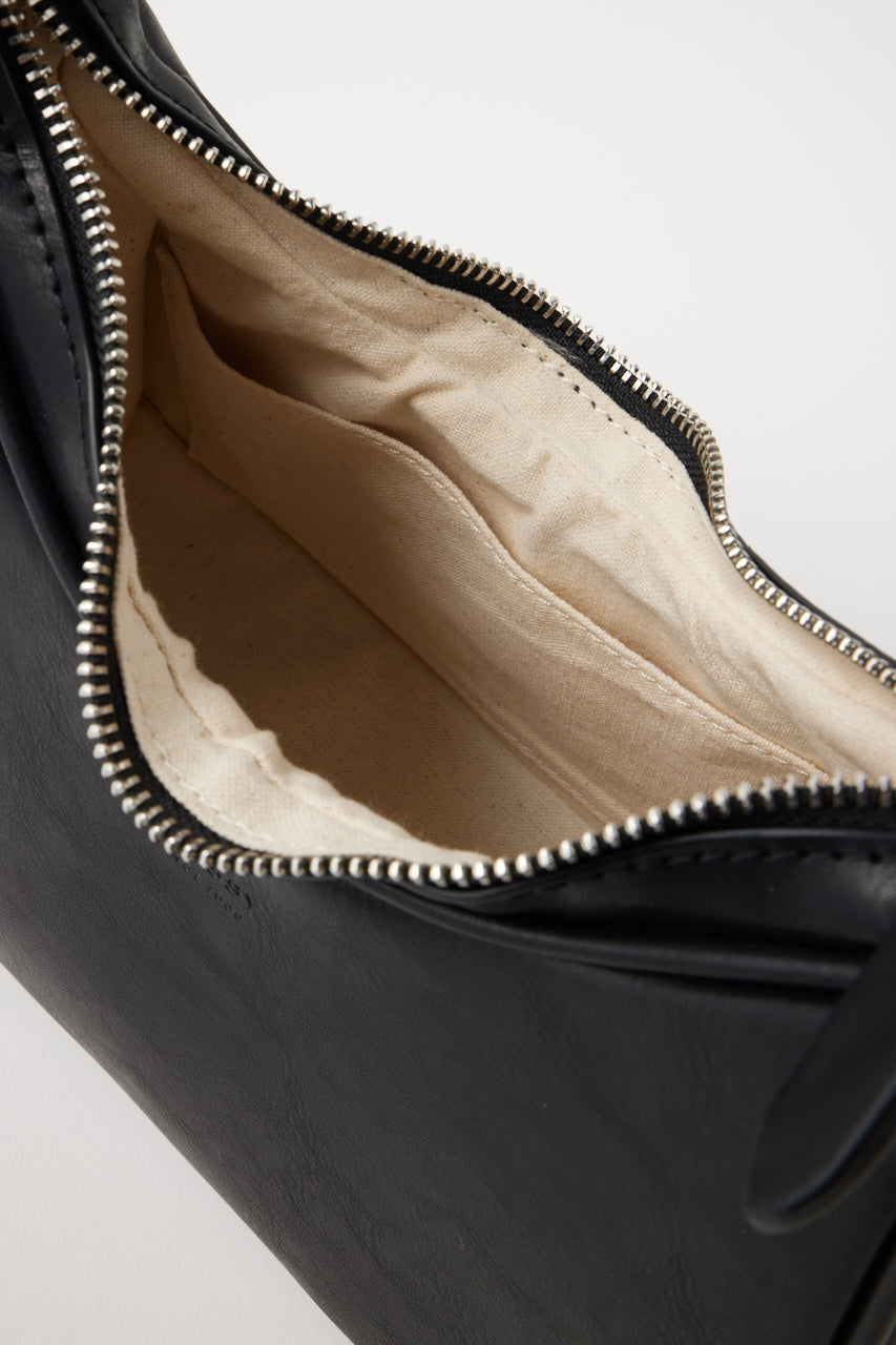 010IST56-4831 Black / Free