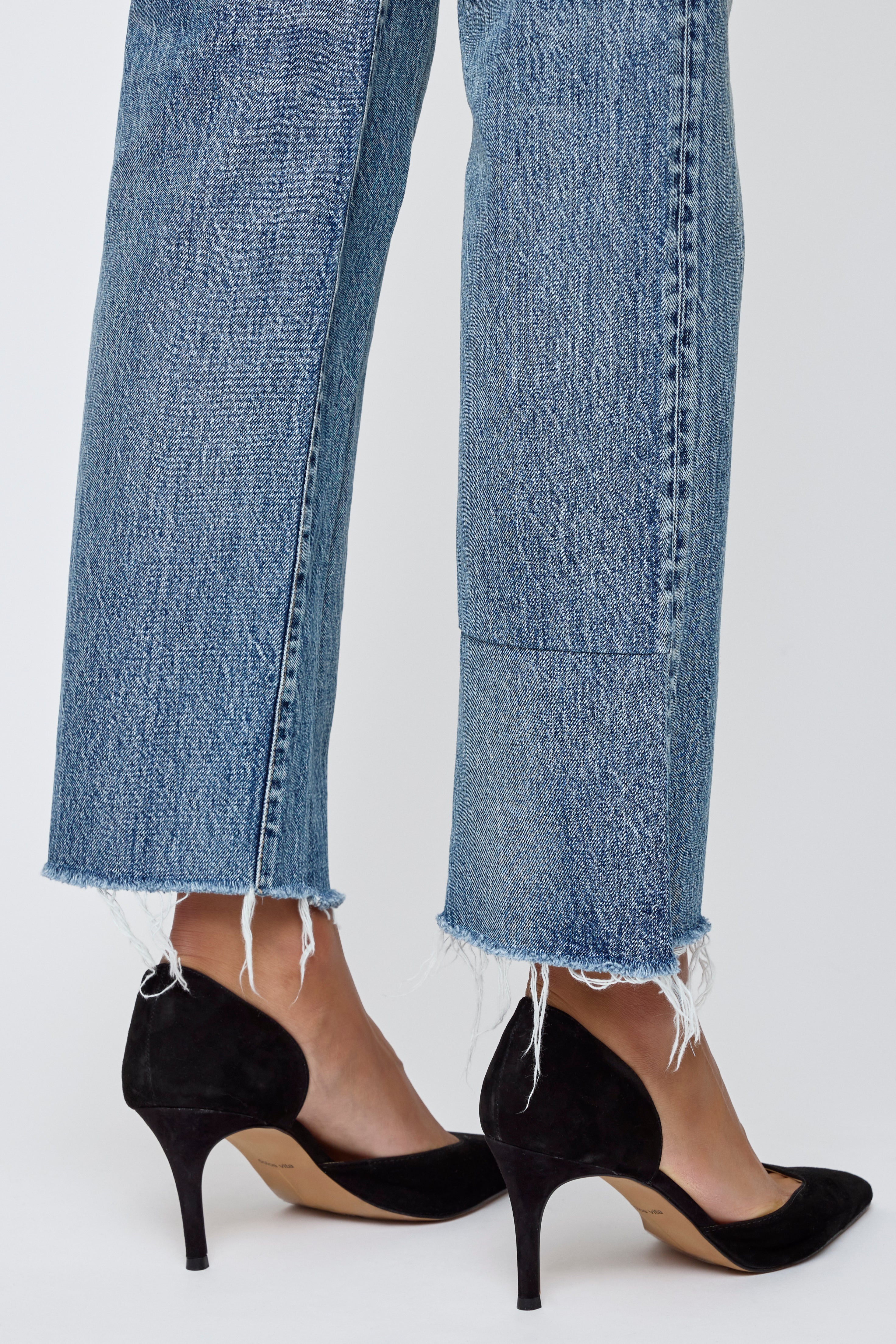 Straight - Clarksville – MOUSSY