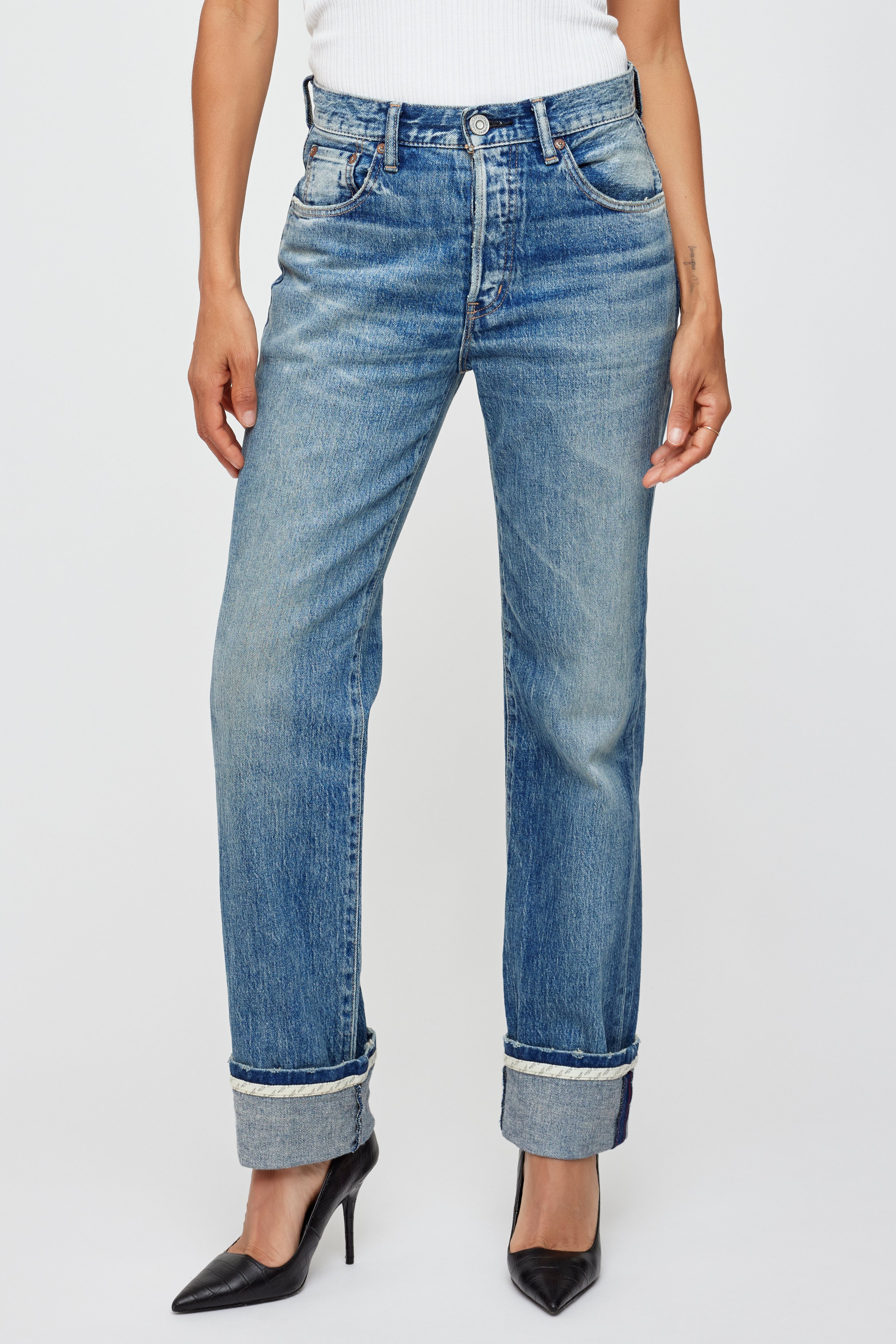 Straight - Amityville – MOUSSY