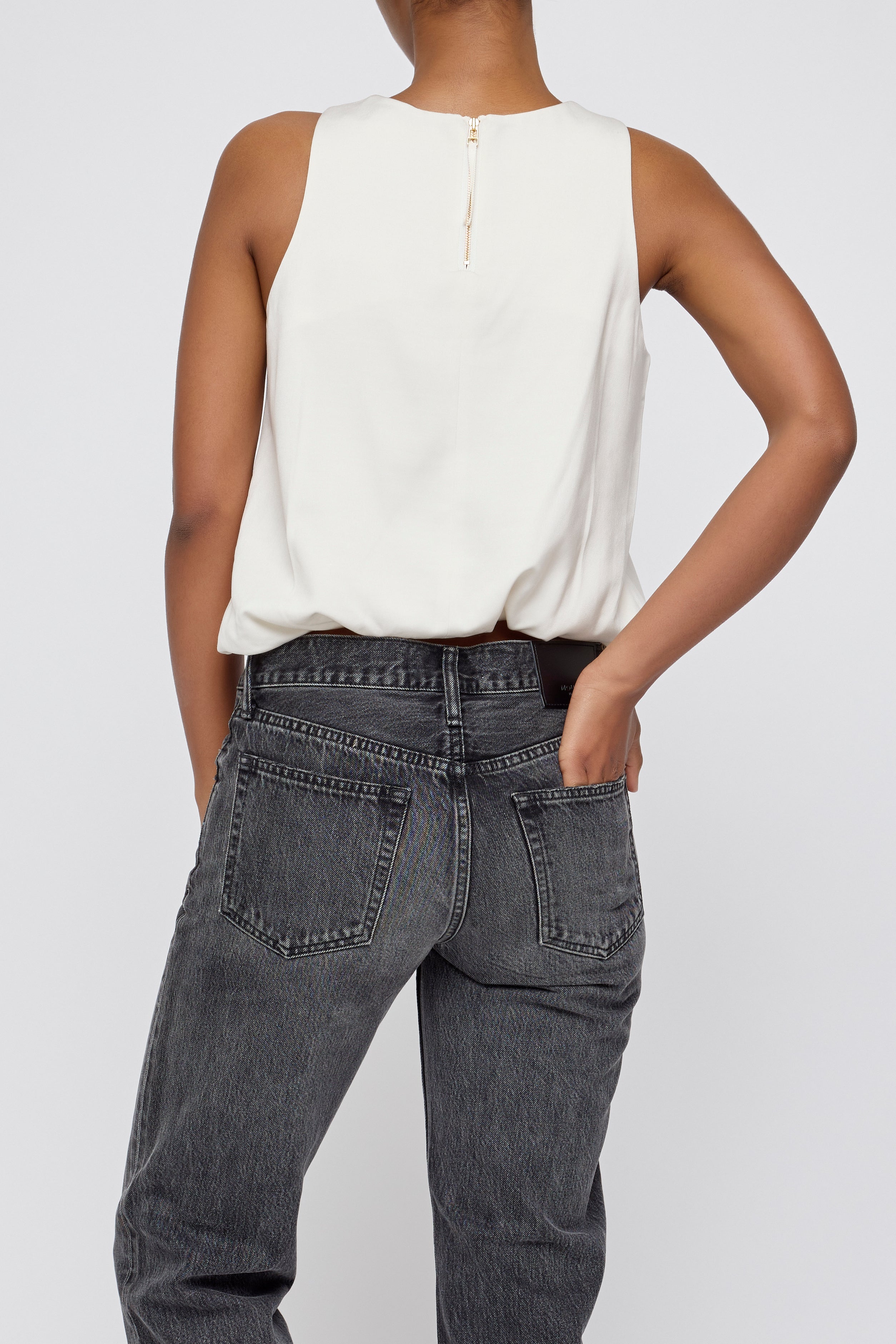 MV SCULPTED SATIN TOP Ivory / XS