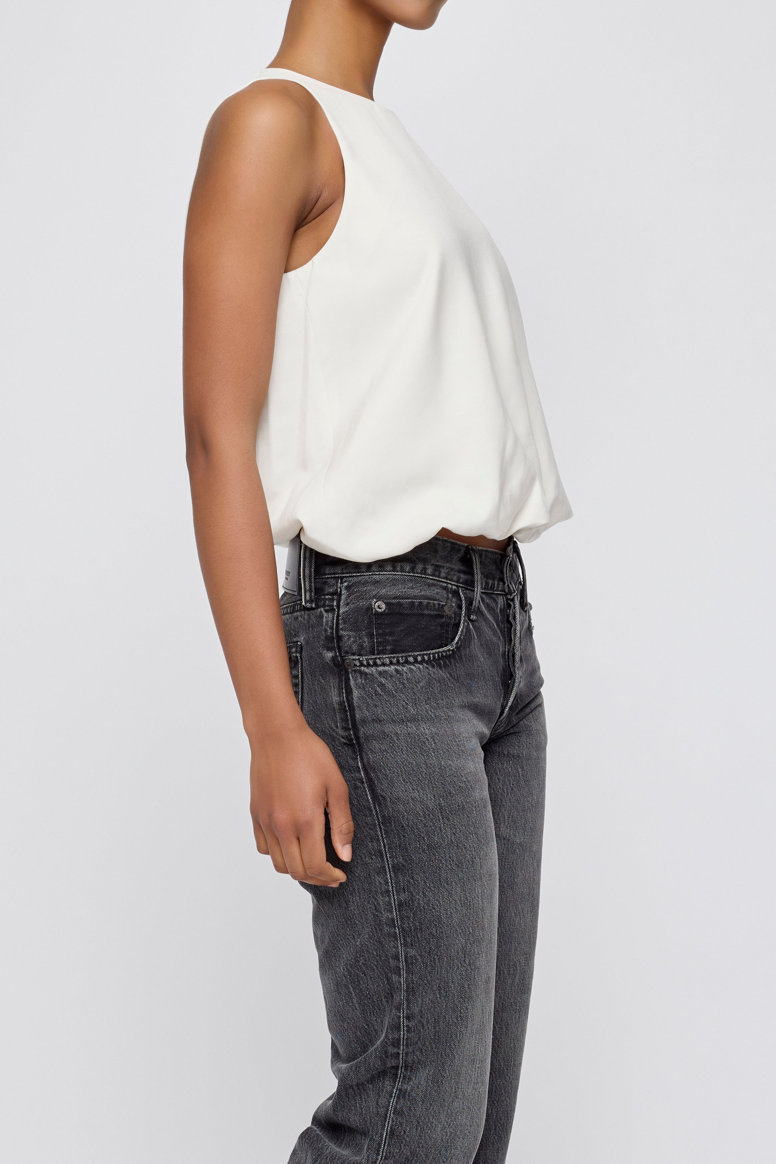 MV SCULPTED SATIN TOP Ivory / XS