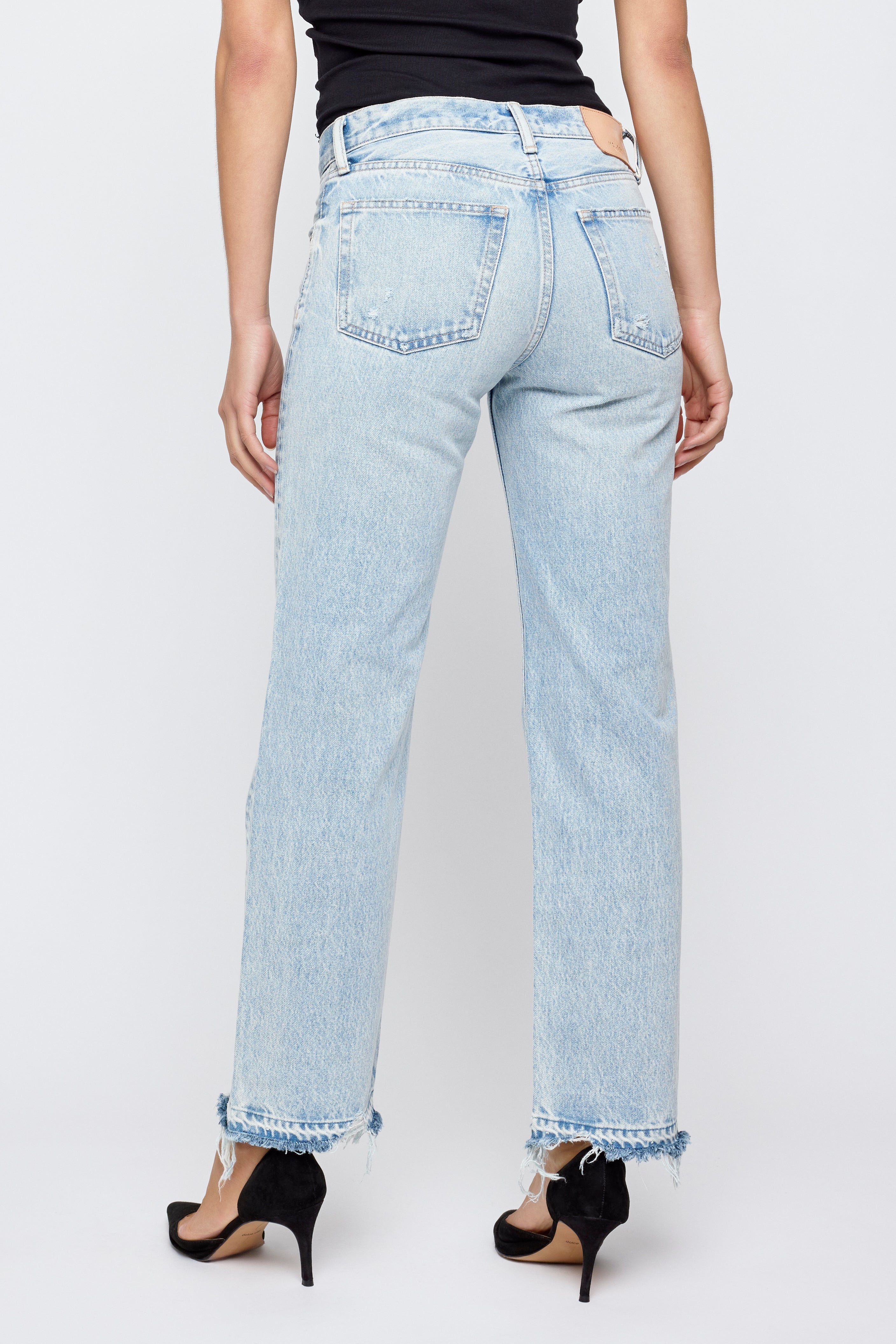 STRAIGHT LOW - Barrington