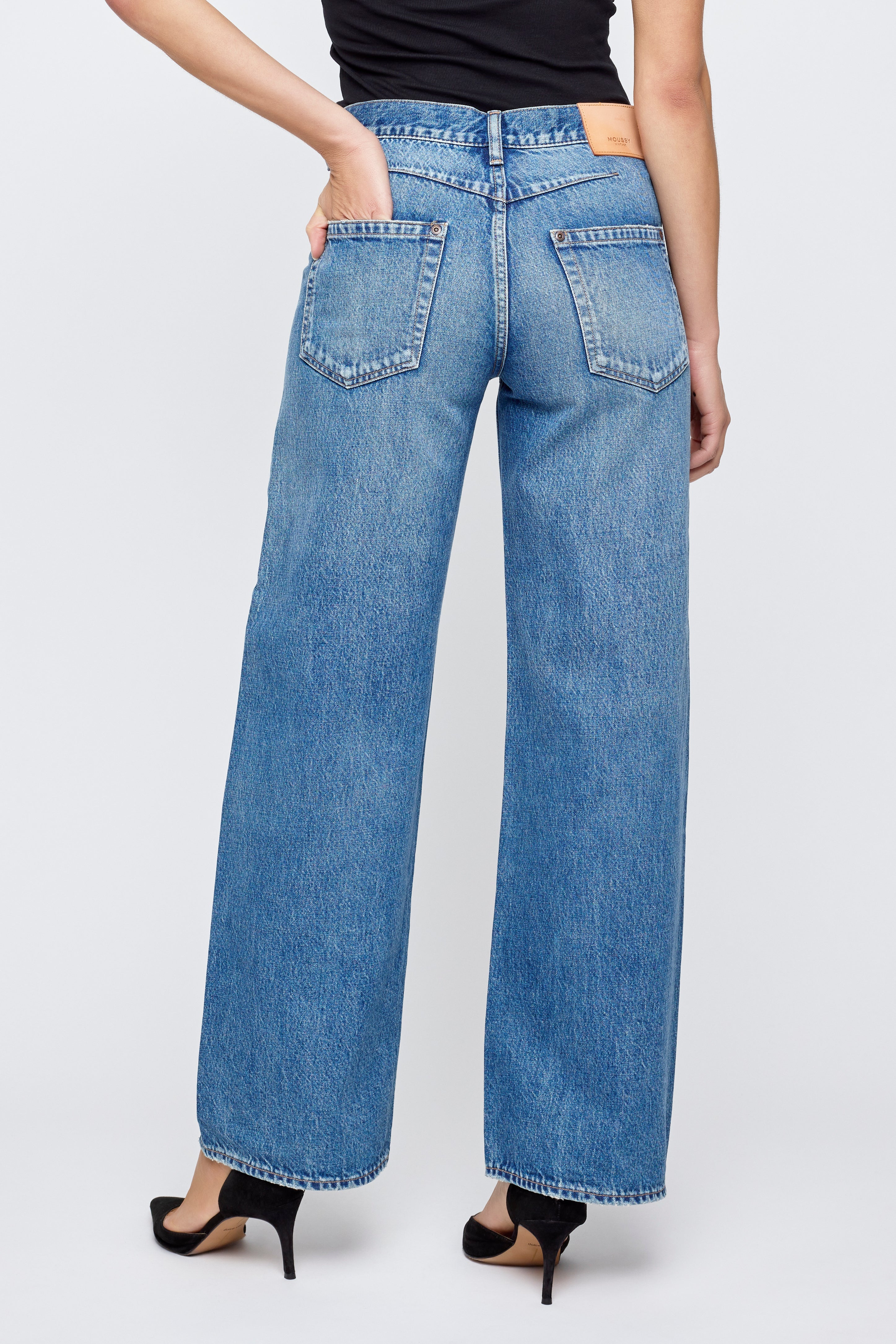 LOOSE STRAIGHT - Wareham