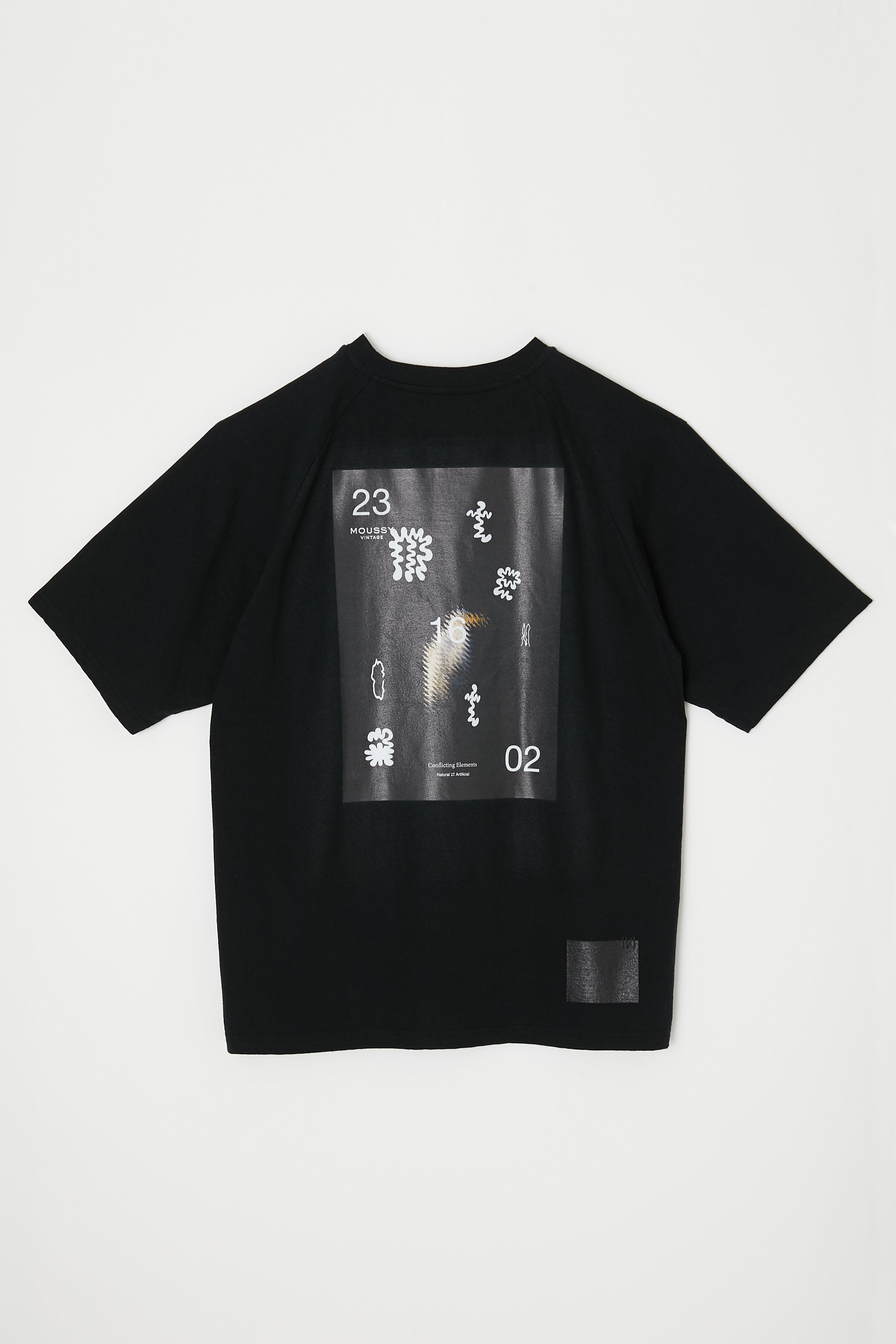 Montage Print Tee – MOUSSY