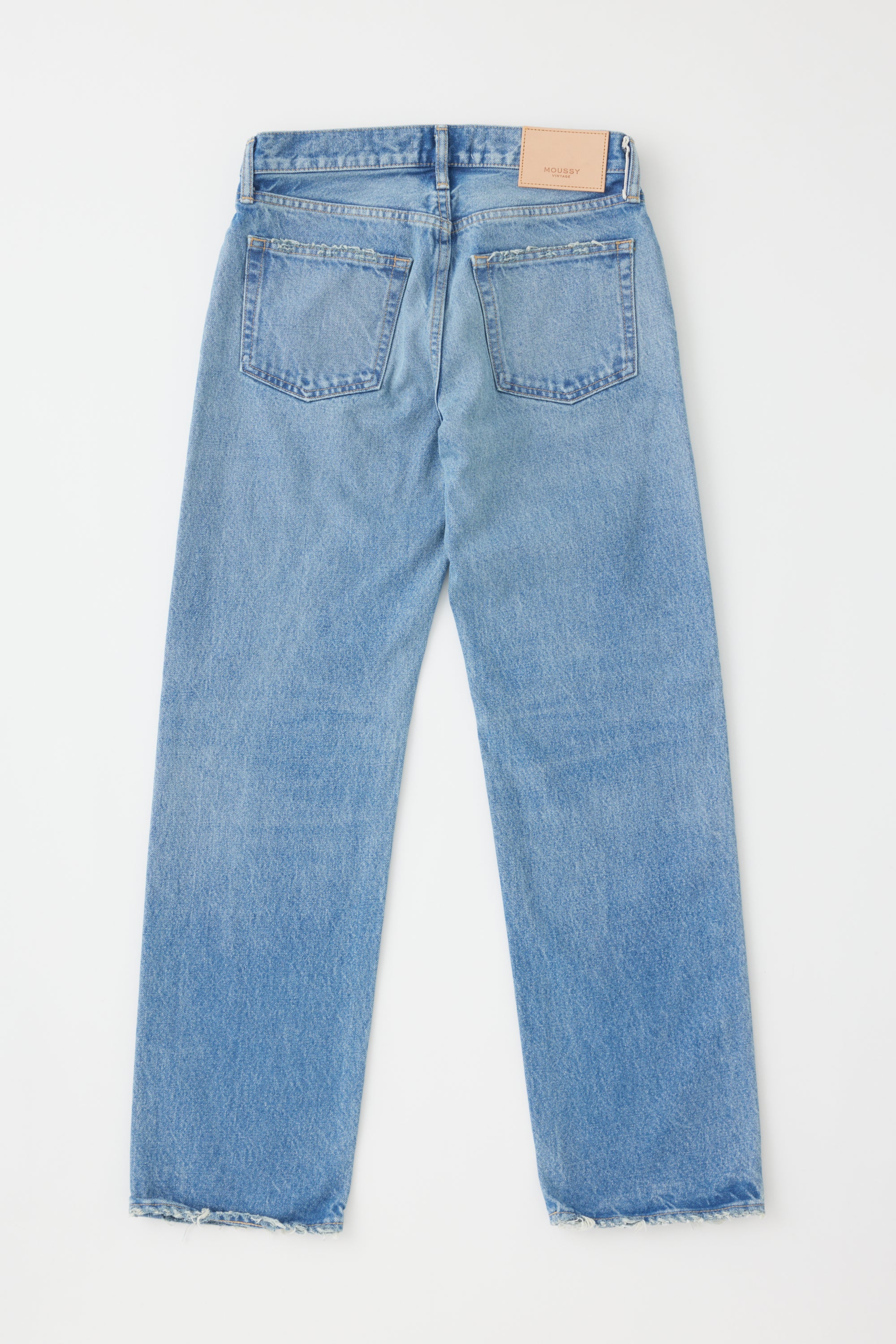 Moussy Vintage hotsell Tapered straight jeans