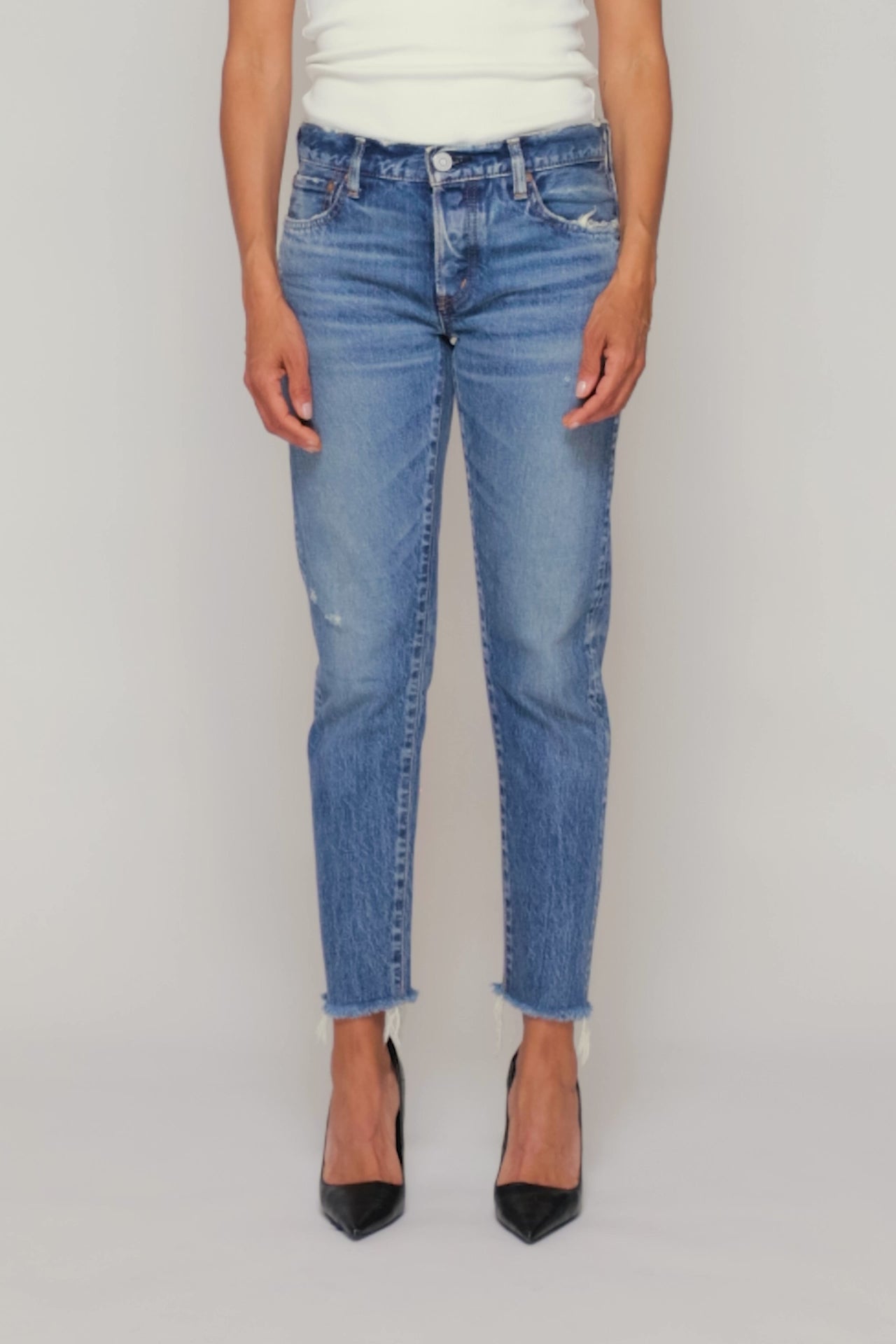 MOUSSY Vintage Kepner store Tapered Denim Slim Straight Cropped Ankle Size 25 Jeans