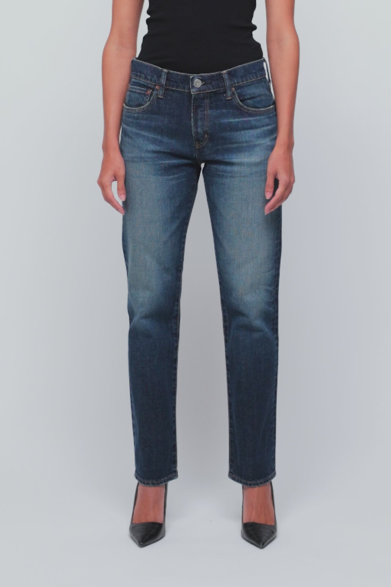 SLIM STRAIGHT - Leverett