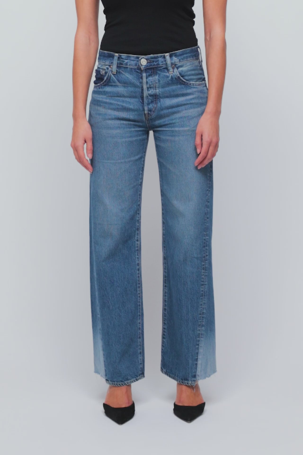 PANEL WIDE - Holyoke