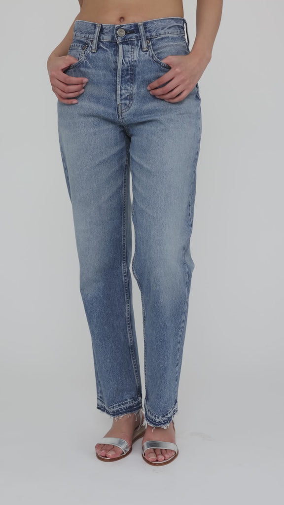 Fusipu Multi Pockets Elastic Waist Button Zipper Fly Women Jeans